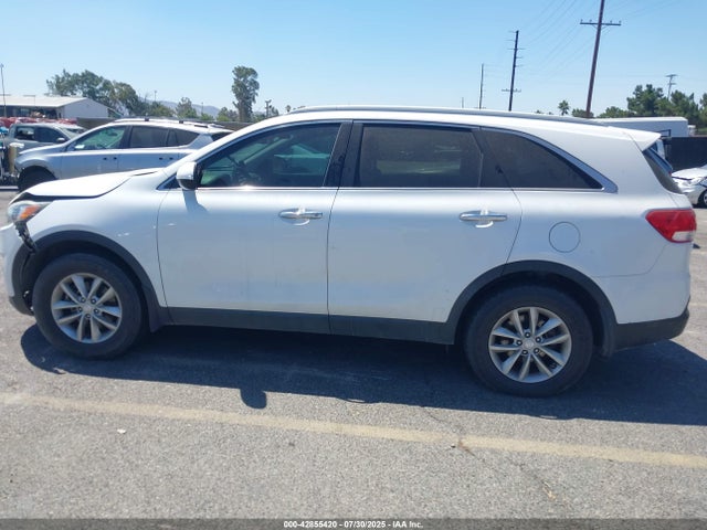 5XYPG4A35HG258546 KIA 2017