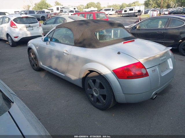 2002 AUDI TT TRUTX28N021007988 Photo 2