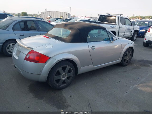 2002 AUDI TT TRUTX28N021007988 Photo 3
