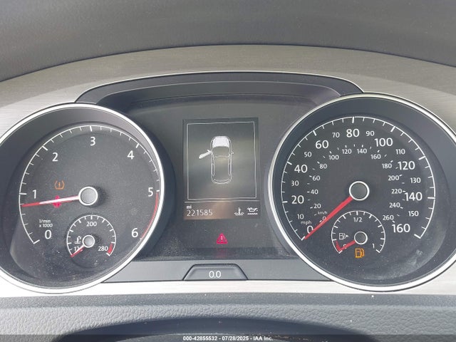 3VW2A7AU7FM071800 Volkswagen 2015