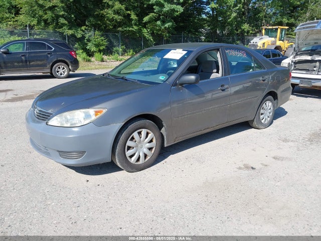 2005 Toyota Camry Std მანქანა იყიდება აუქციონზე, vin: JTDBE32K853002398, აუქციონის ნომერი: 42855598