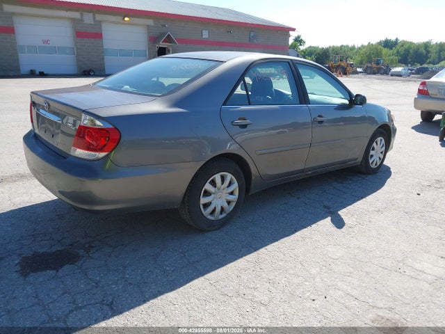 2005 Toyota Camry Std მანქანა იყიდება აუქციონზე, vin: JTDBE32K853002398, აუქციონის ნომერი: 42855598
