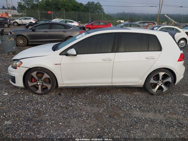 3VW447AU3GM016441 Volkswagen 2016