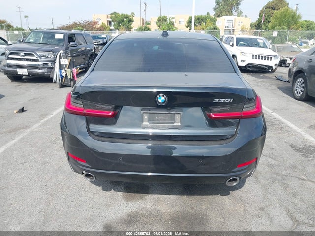 BMW 2023 2023 3MW69FF04P8D56734 Image 16