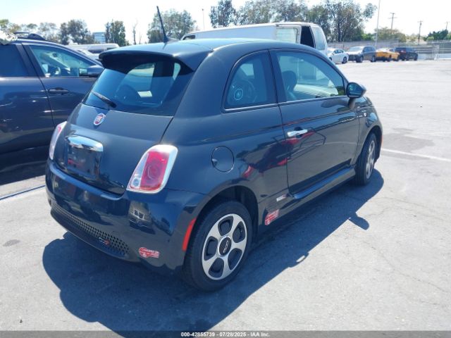 2018 FIAT 500E 3C3CFFGE7JT377286 Photo 3