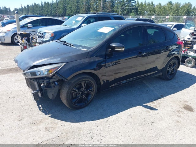 Ford 2014 2014 1FADP3K20EL157326 Image 2