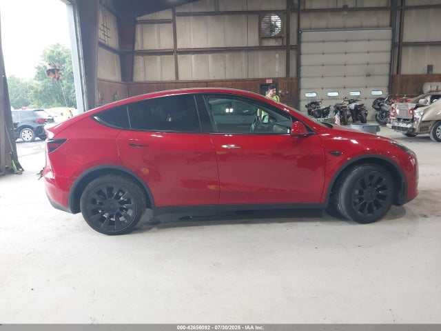7SAYGDEE9PF855028 Tesla Model Y