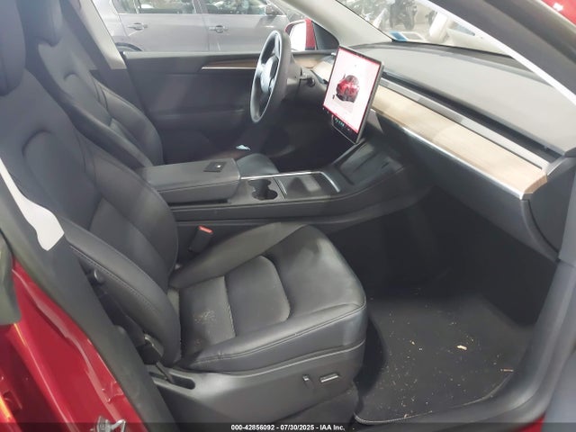7SAYGDEE9PF855028 Tesla Model Y