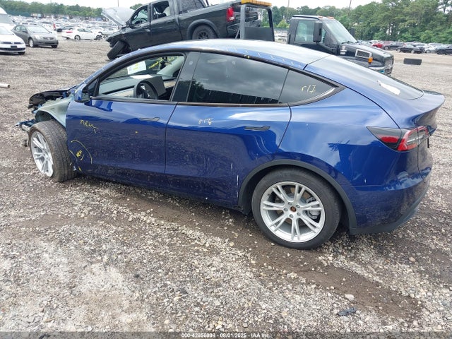 2022 TESLA MODEL Y 7SAYGAEE0NF515889 Photo 2