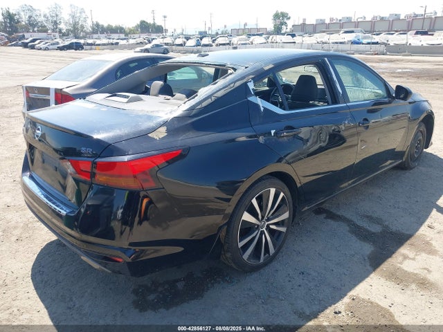 Nissan 2022 2022 1N4BL4CV7NN423415 Image 4