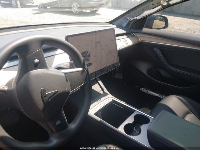 5YJ3E1EB7PF664547 Tesla MODEL 3