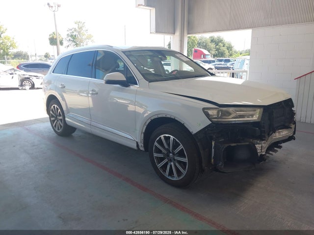 2017 AUDI Q7 WA1LAAF7XHD012224 Photo 0