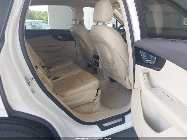 2017 AUDI Q7 WA1LAAF7XHD012224 Photo 7