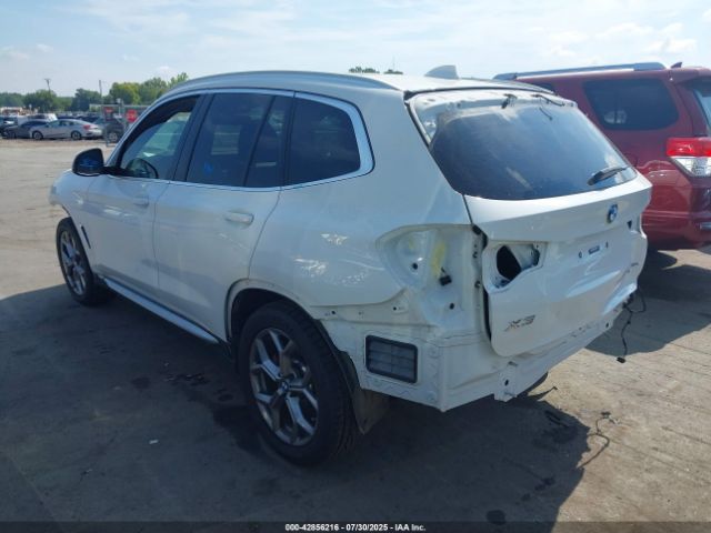 2022 BMW X3 5UX43DP06N9N13745 Photo 2