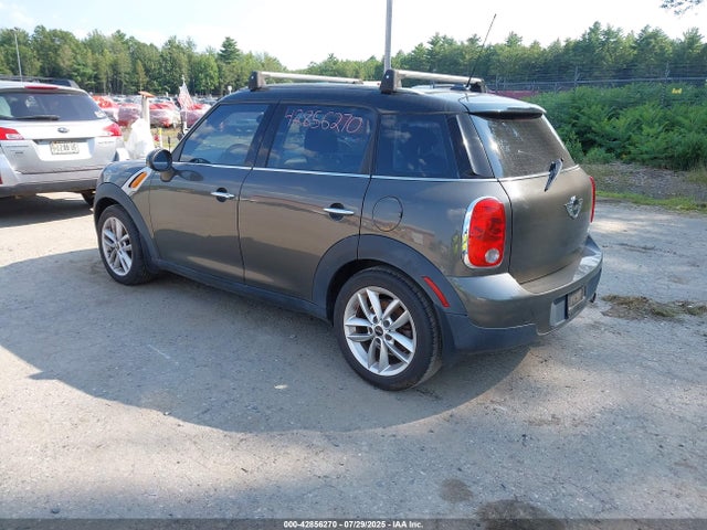 2011 MINI COOPER COUNTRYMAN WMWZB3C59BWH94989 Photo 2