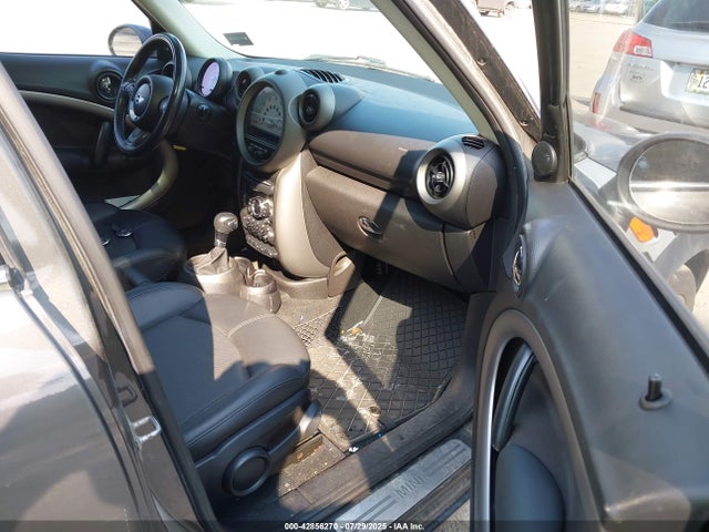 2011 MINI COOPER COUNTRYMAN WMWZB3C59BWH94989 Photo 4