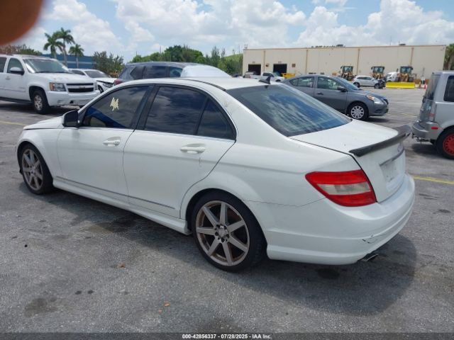 2009 MERCEDES-BENZ C 300 WDDGF81XX9F204828 Photo 2