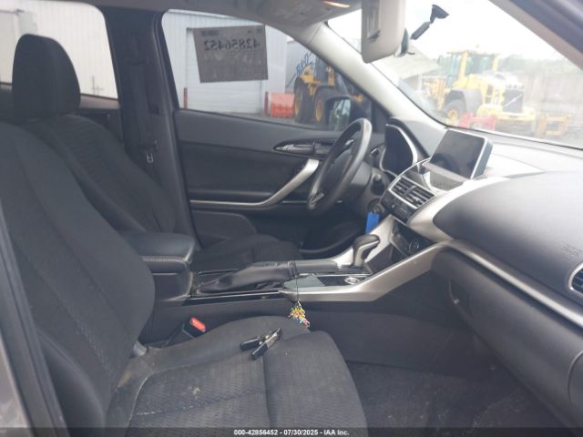 2020 MITSUBISHI ECLIPSE CROSS JA4AT4AA4LZ015847 Photo 4