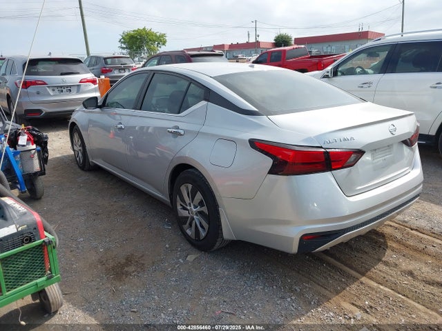 Nissan 2020 2020 1N4BL4BV4LN308477 Image 3