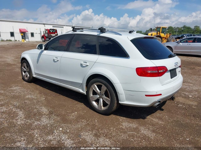 2013 AUDI ALLROAD WA1UFAFL2DA085702 Photo 2