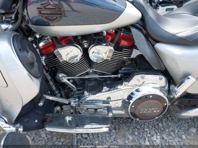 2019 HARLEY-DAVIDSON FLHXSE 1HD1PXL17KB957082 Photo 8