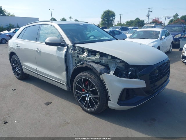 2021 AUDI Q8 WA1FVAF11MD029453 Photo 0