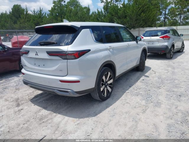 2025 MITSUBISHI OUTLANDER JA4J4VA87SZ016991 Photo 3