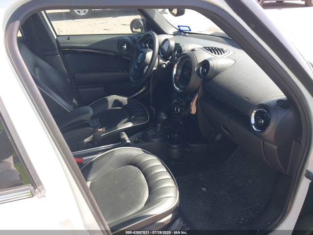 2016 MINI COUNTRYMAN WMWZC3C59GWT09686 Photo 4