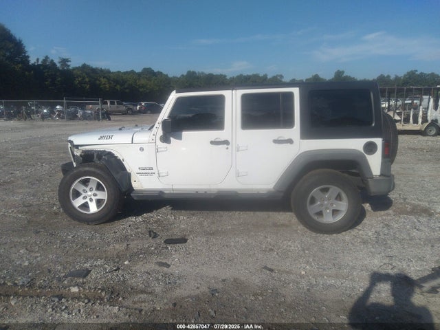 1C4BJWDG5HL525890 Jeep Wrangler