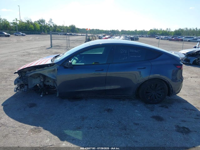 5YJYGDEE4LF039206 Tesla Model Y