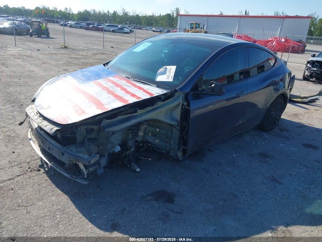 2020 TESLA MODEL Y 5YJYGDEE4LF039206 Photo 1