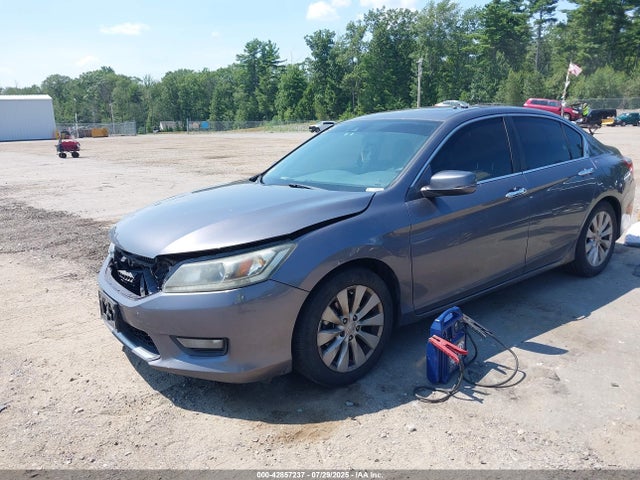 Honda k24w1 2014 1HGCR2F85EA160079 Image 2