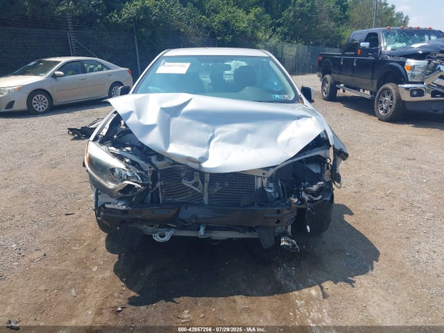 Toyota 2zr-fe 2016 2T1BURHE2GC640289 Image 13