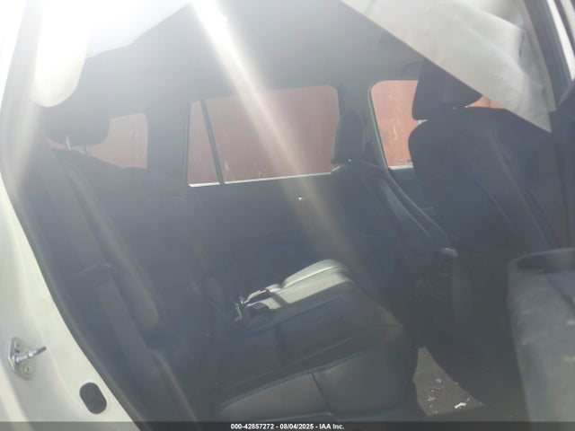 Honda j35y6 2017 5FNYF5H56HB021981 Image 8