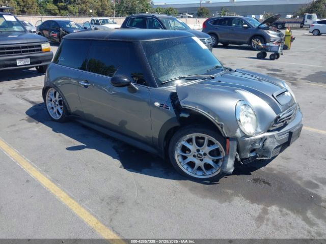 2006 MINI COOPER S WMWRE33526TJ33834 Photo 0