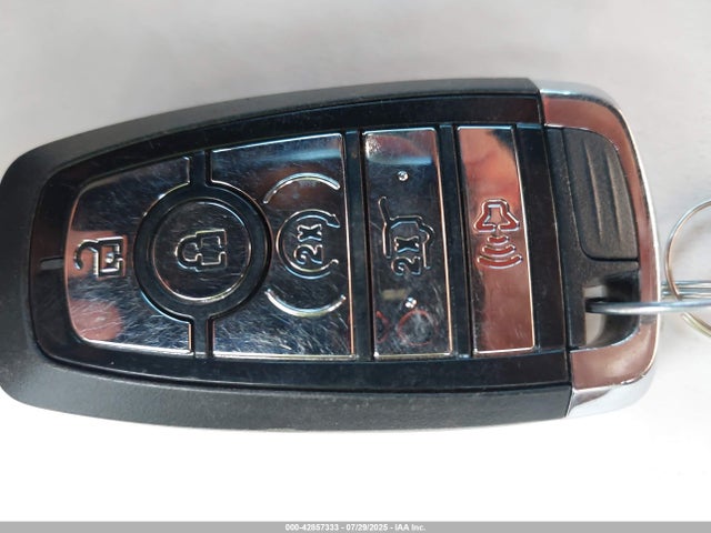 5LM5J7WCXLGL09704 Lincoln Aviator