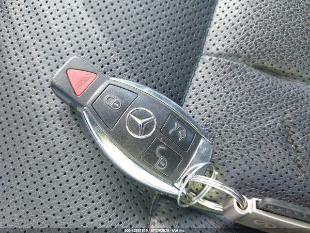 WDDHF5KB8EB057206 Mercedes-Benz E-Class