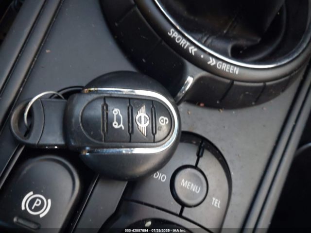 2017 MINI COUNTRYMAN WMZYS7C35H3E07109 Photo 10