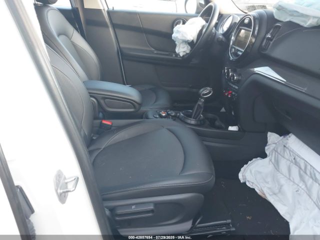 2017 MINI COUNTRYMAN WMZYS7C35H3E07109 Photo 4