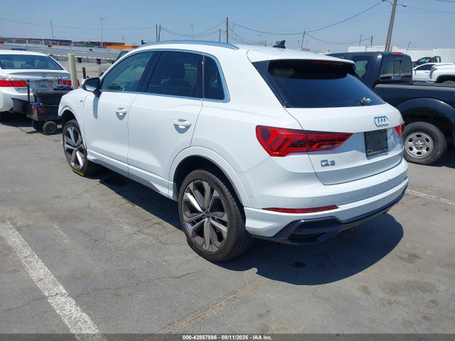 Audi Q3 2020 WA1FECF33L1050897 Image 3