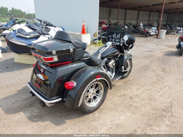 2011 HARLEY-DAVIDSON FLHTCUTG 1HD1MAM15BB852383 Photo 3