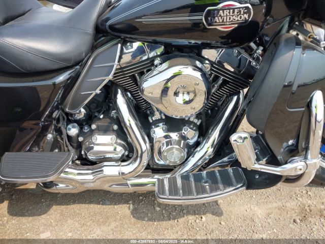 2011 HARLEY-DAVIDSON FLHTCUTG 1HD1MAM15BB852383 Photo 7