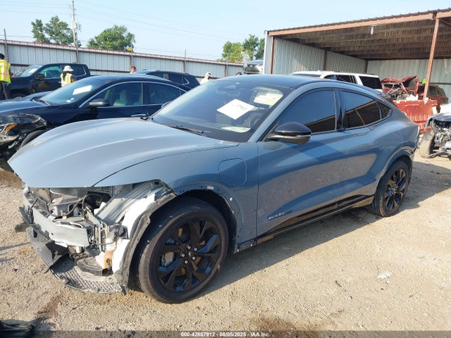 Ford 2023 2023 3FMTK3R7XPMB01140 Image 2
