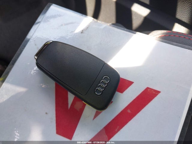 2025 AUDI Q3 WA1EECF33S1071176 Photo 10