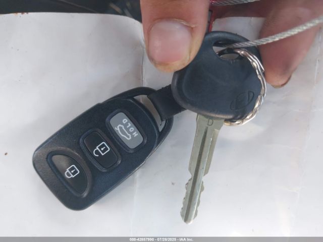 2010 HYUNDAI ELANTRA KMHDU4AD5AU847620 Photo 10