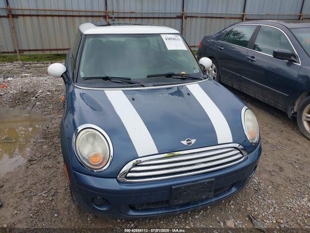 2010 MINI COOPER WMWMF3C51ATZ62586 Photo 5