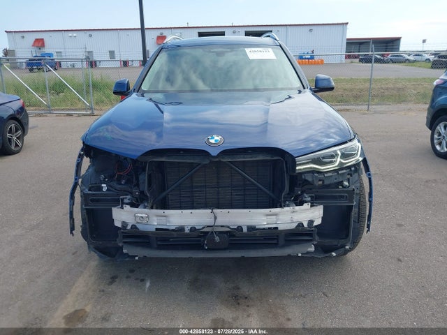 5UXCW2C00M9E57266 BMW X7