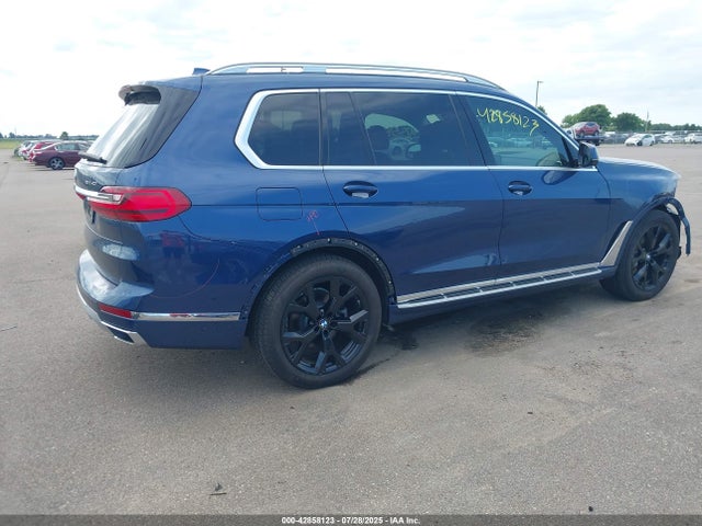 5UXCW2C00M9E57266 BMW X7