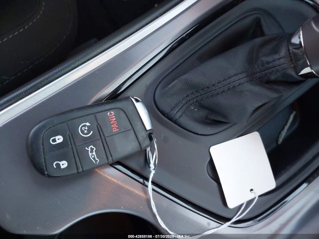 Dodge Challenger 2019 2C3CDZJG1KH663226 Image 11