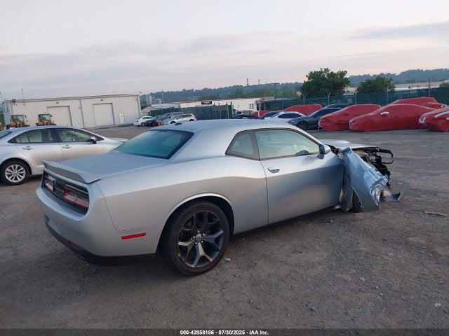 Dodge Challenger 2019 2C3CDZJG1KH663226 Image 4